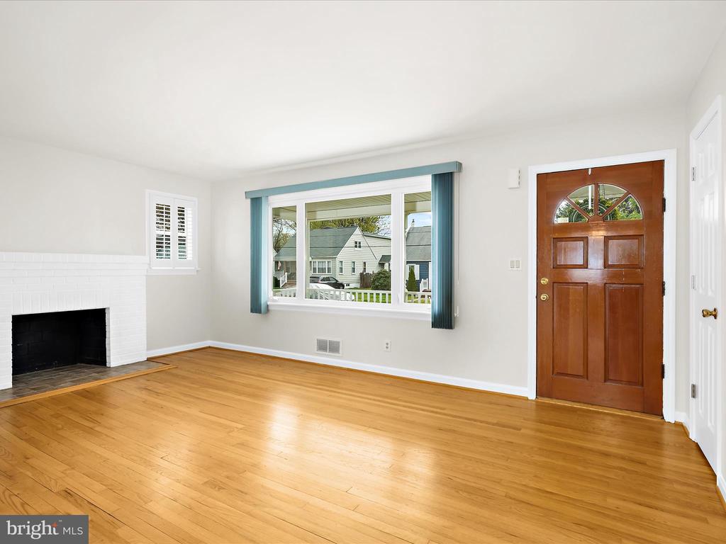 12 Vista Ave