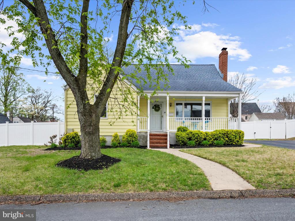 12 Vista Ave