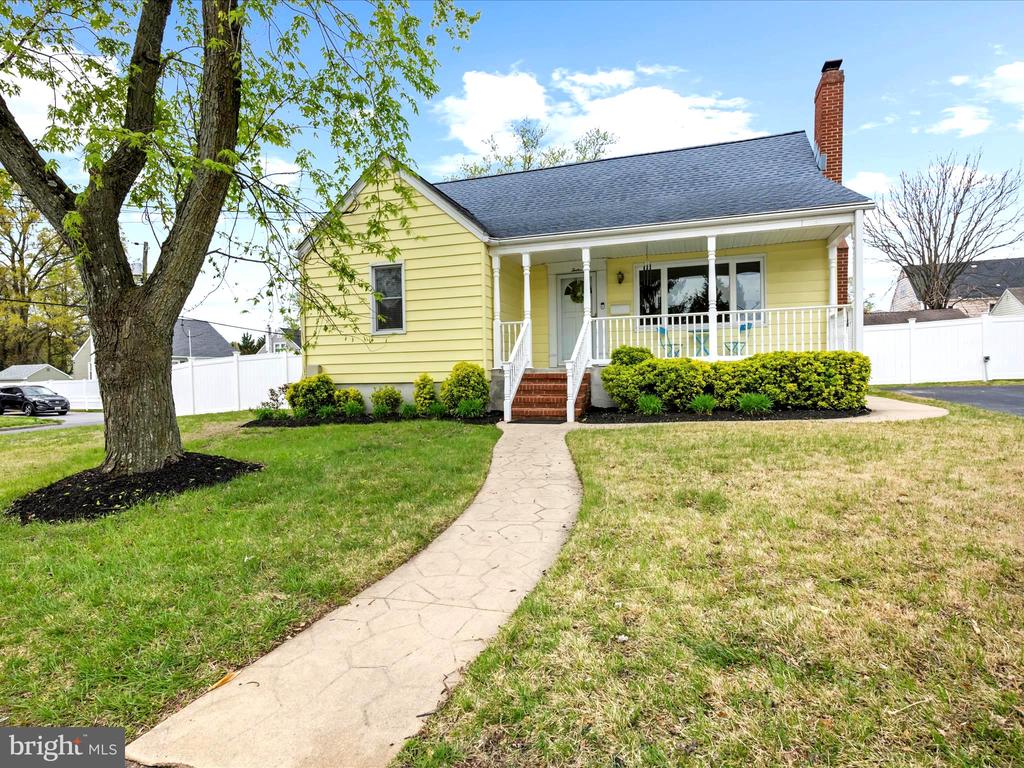 12 Vista Ave