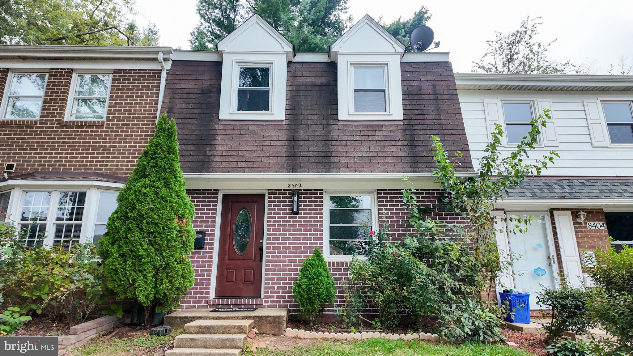 8402 TOWNE CREST COURT