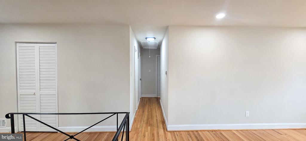 5607 PIER DRIVE