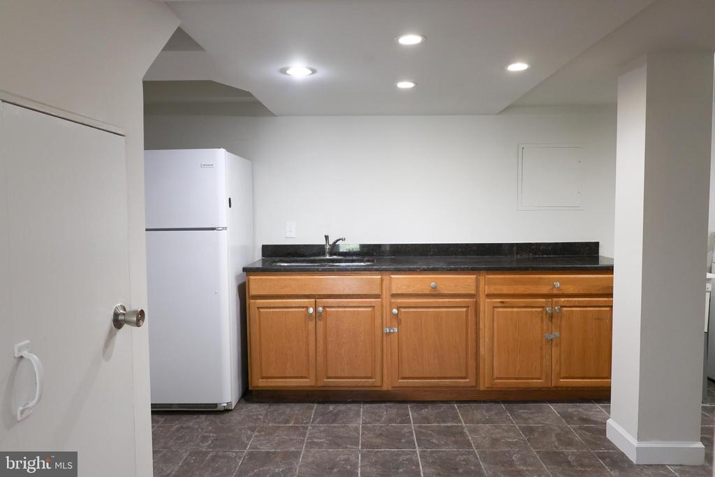 5607 PIER DRIVE