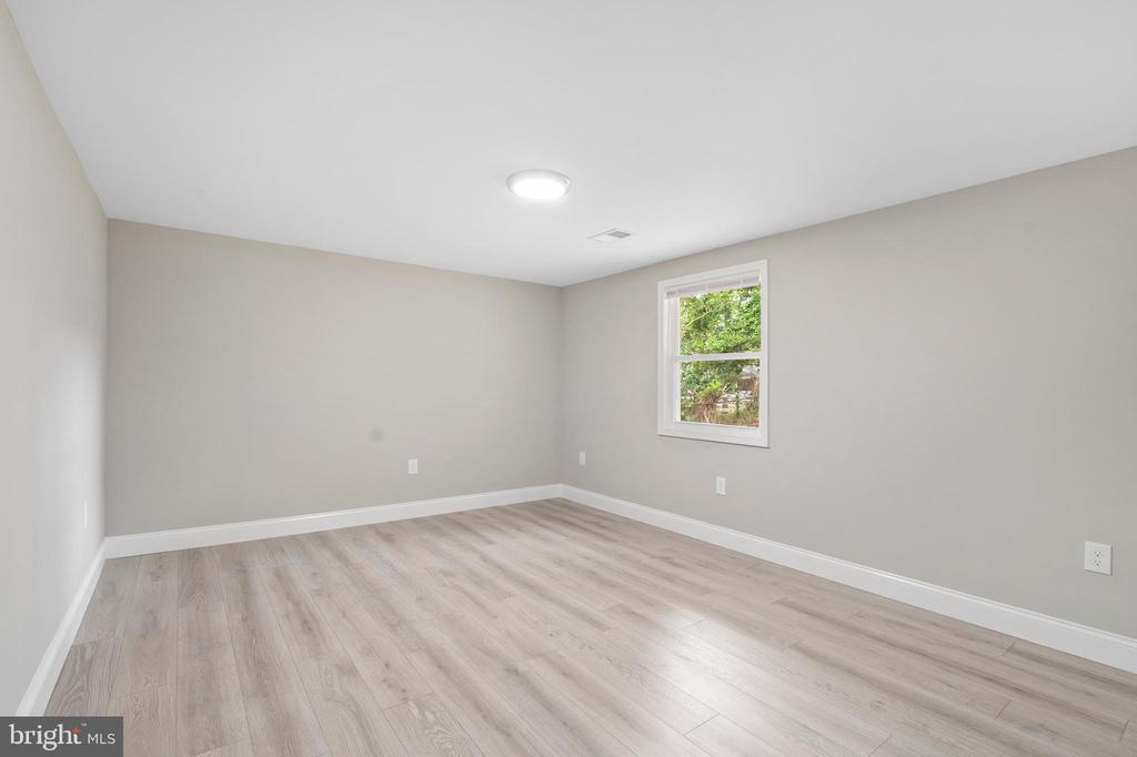 1204 Westfield Dr