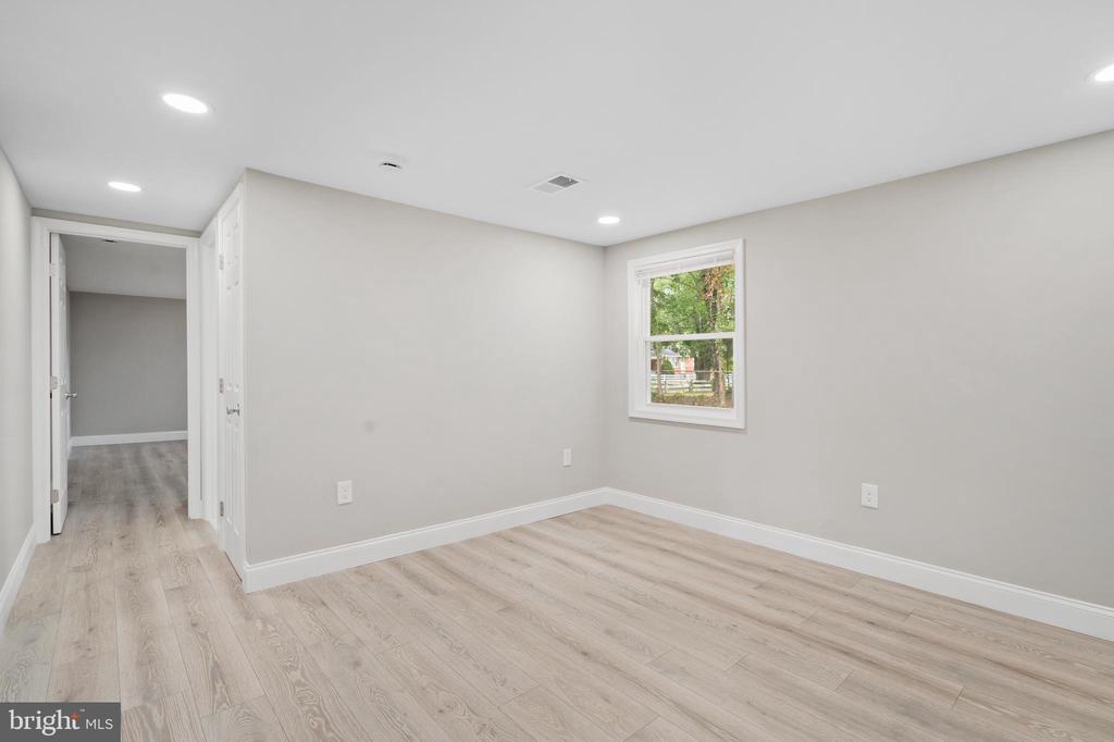 1204 Westfield Dr