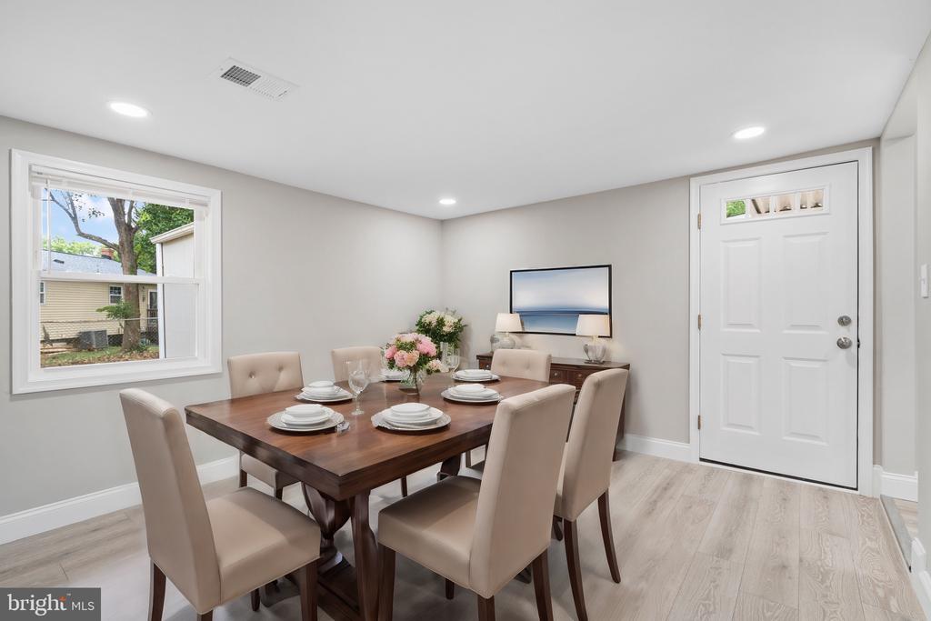 1204 Westfield Dr