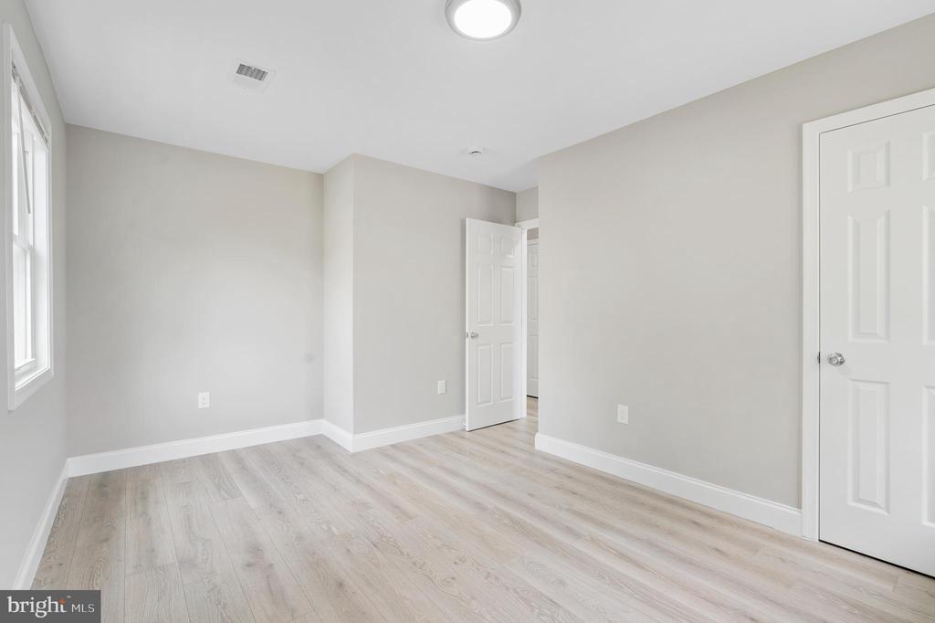 1204 Westfield Dr