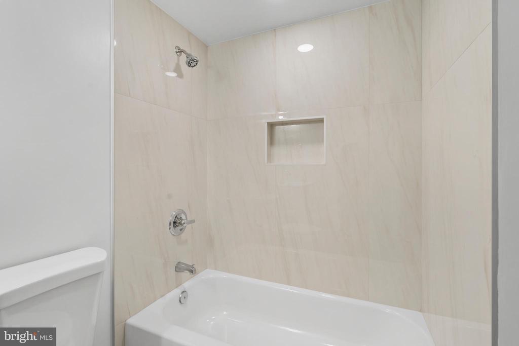 1204 Westfield Dr