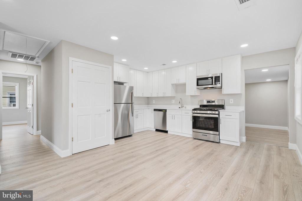 1204 Westfield Dr