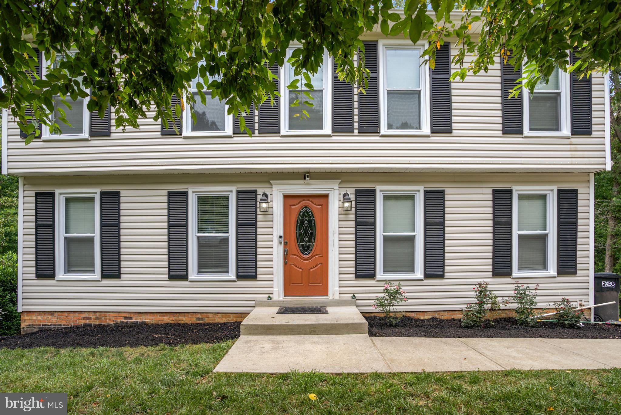 10 Seneca Ter