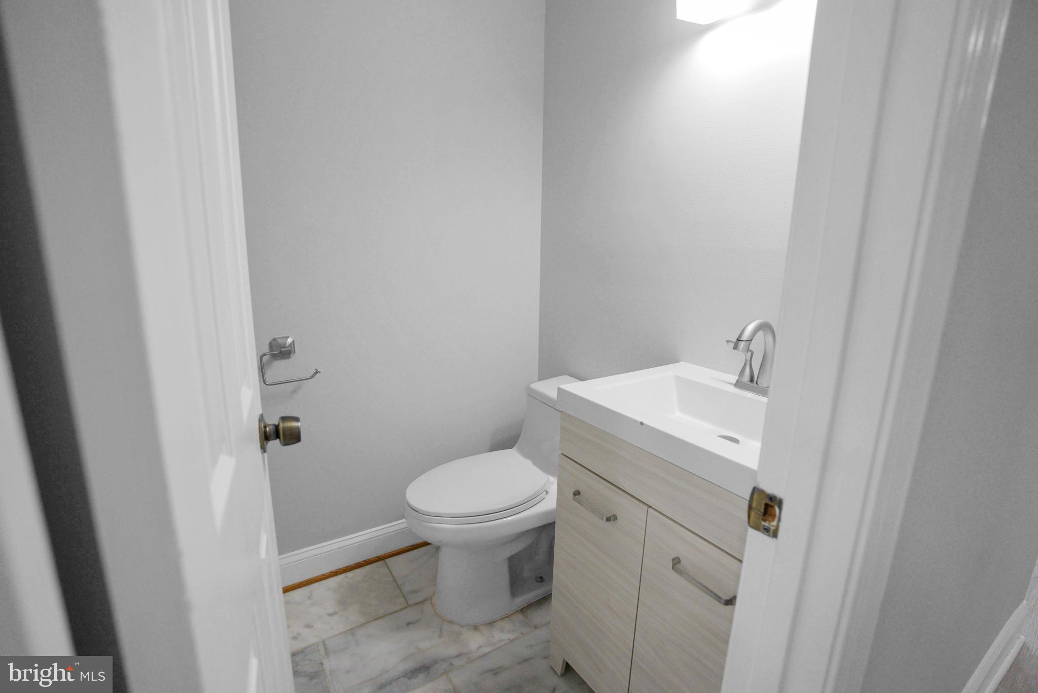 10 Seneca Ter