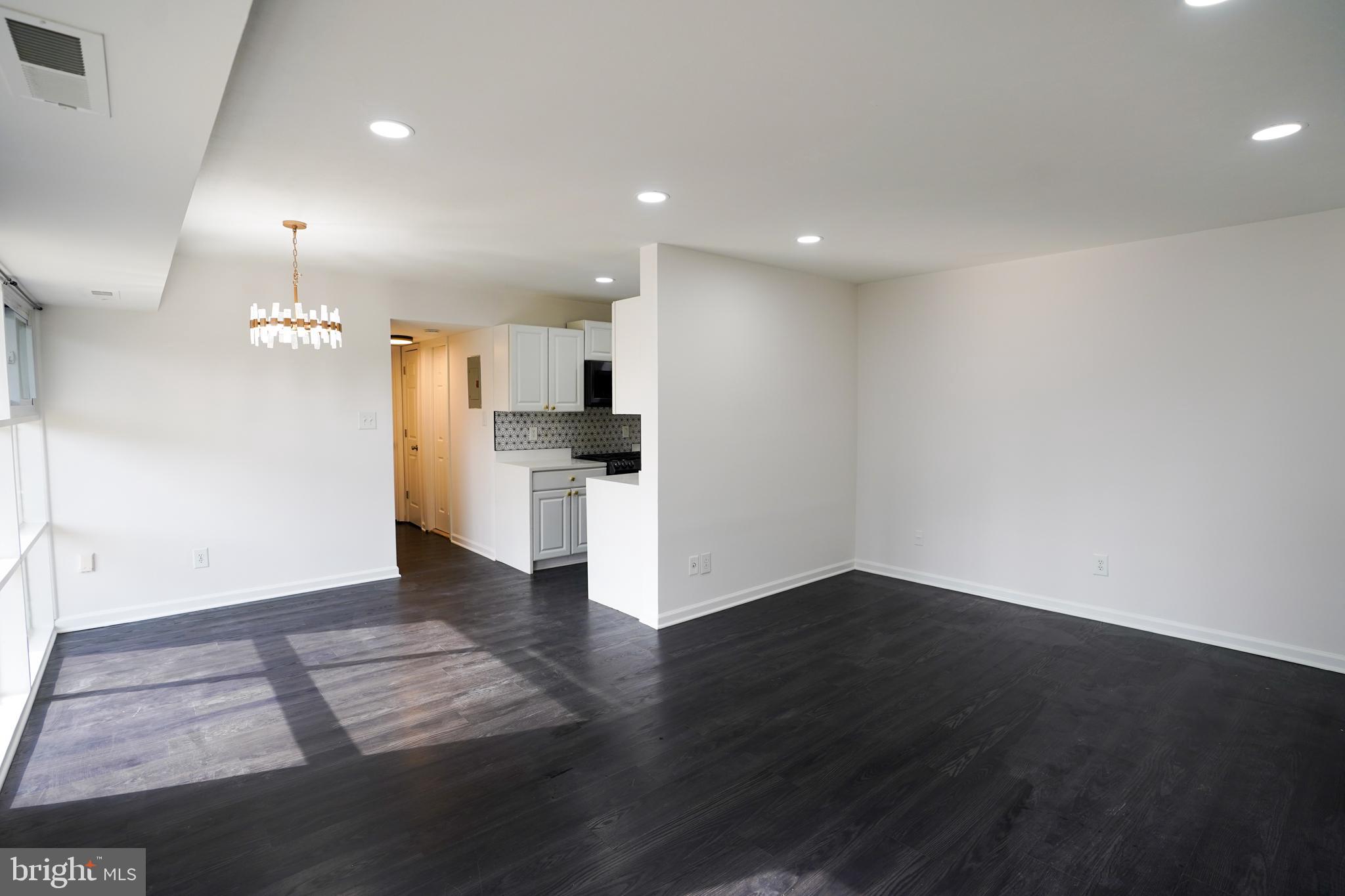 4927 Americana Dr #492