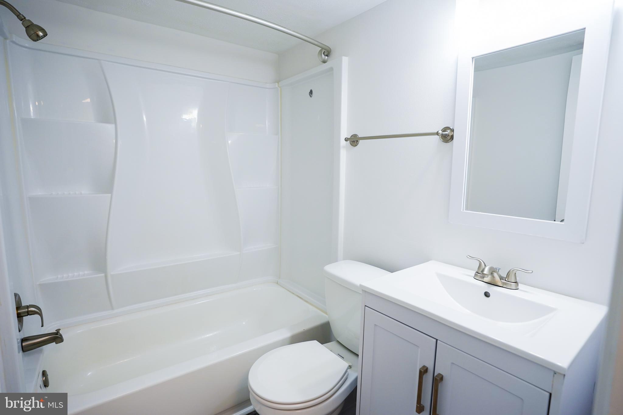 4927 Americana Dr #492