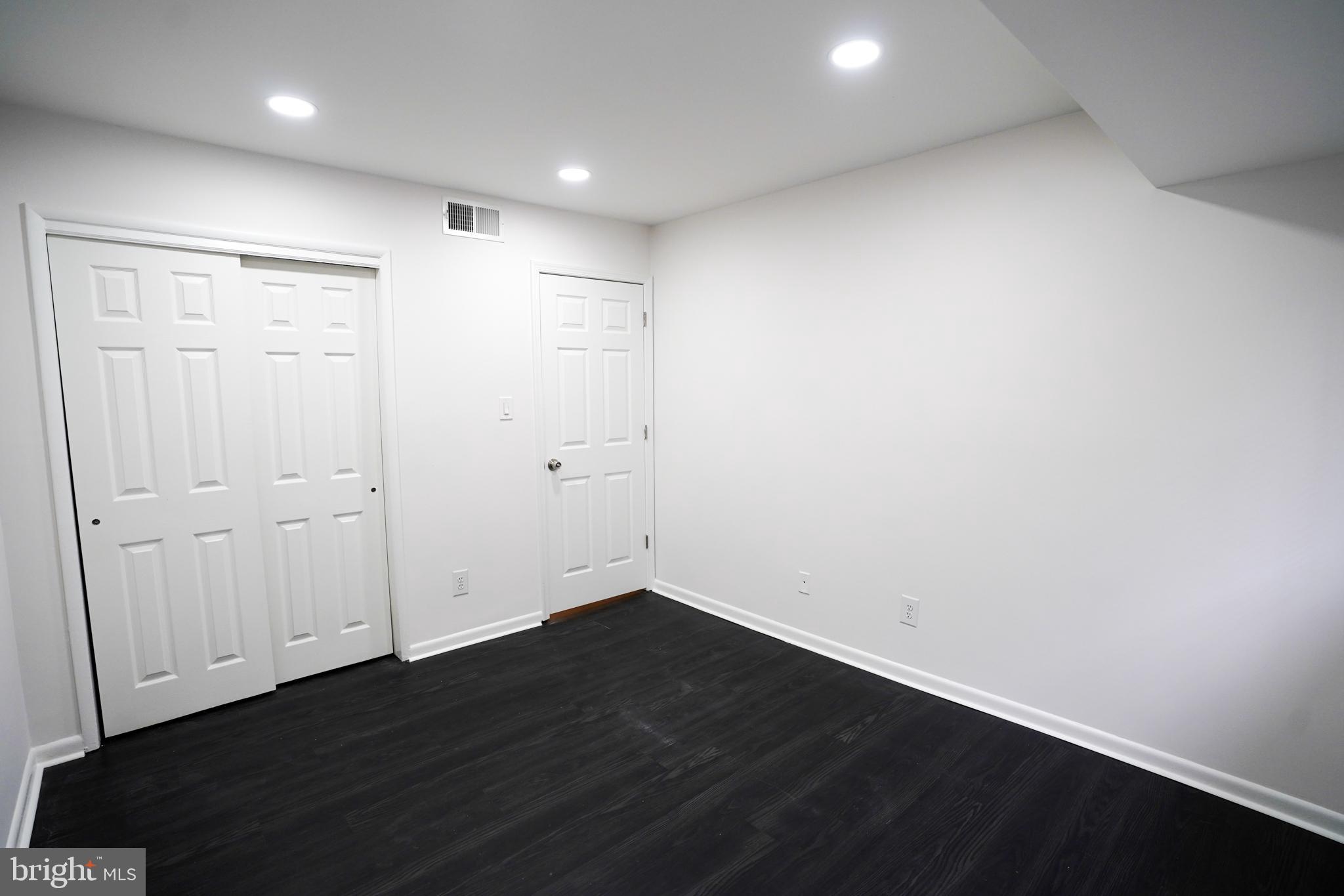 4927 Americana Dr #492