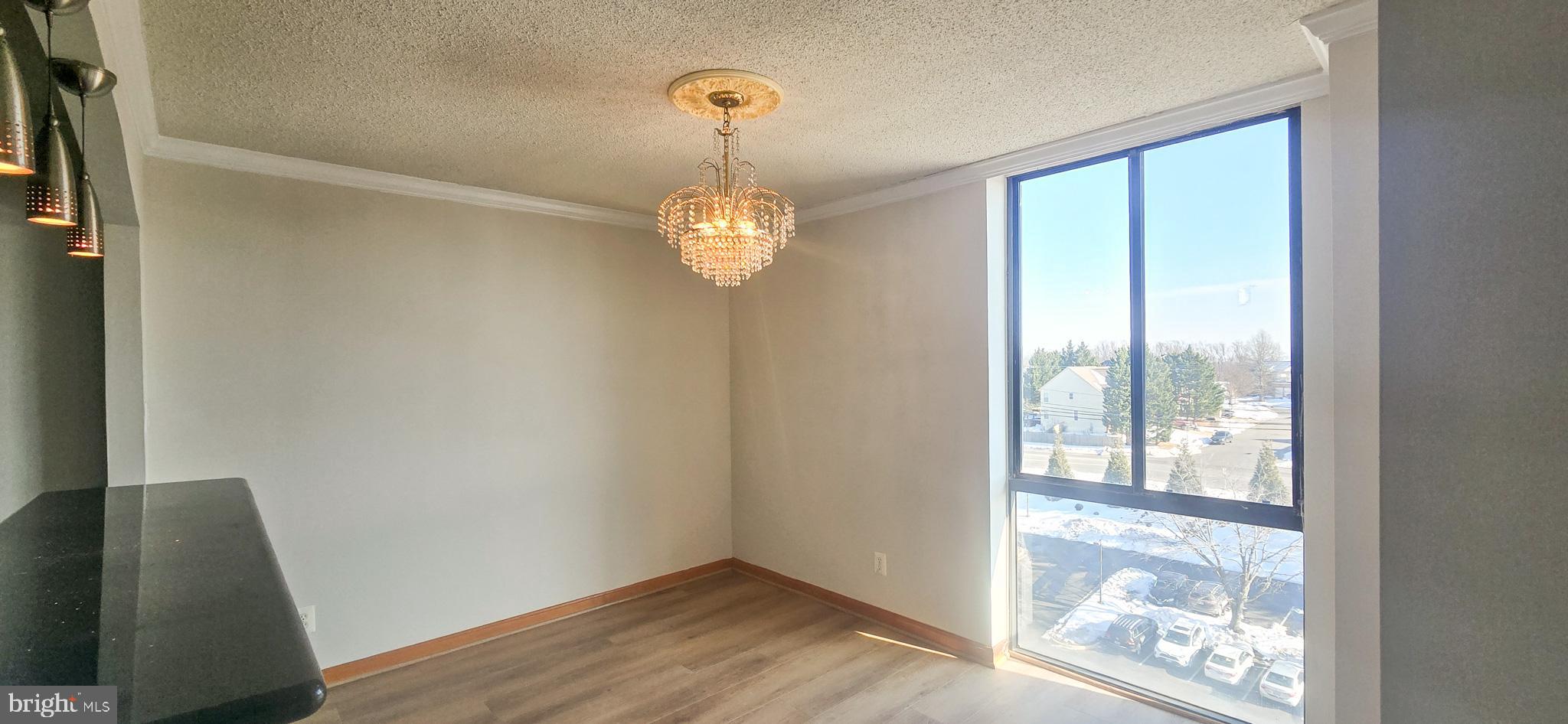 2300 PIMMIT DRIVE 815