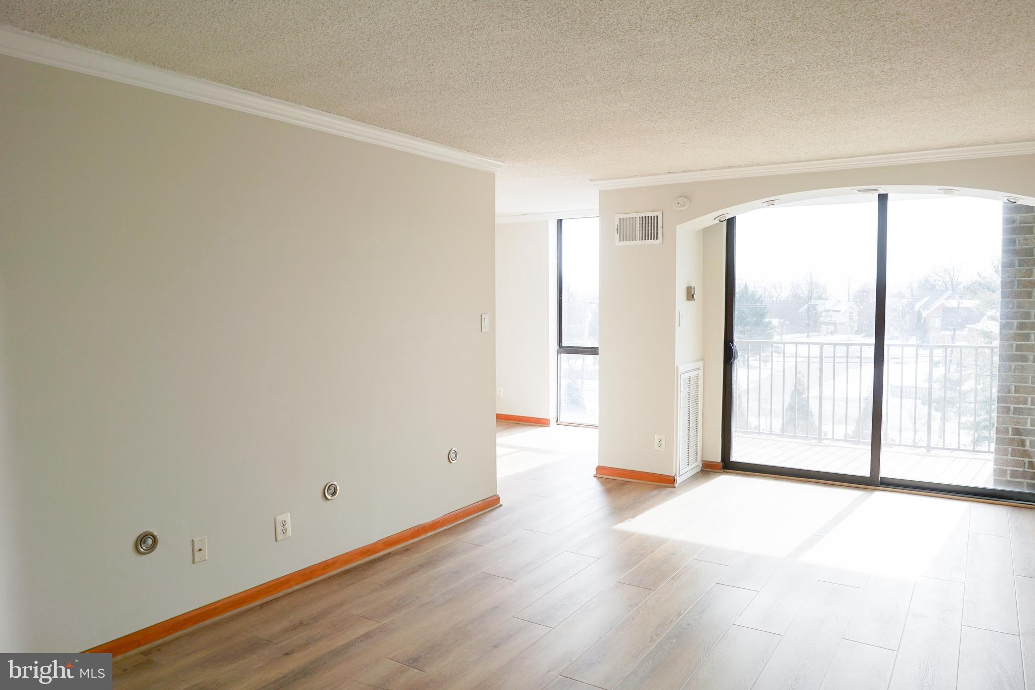 2300 PIMMIT DRIVE 815