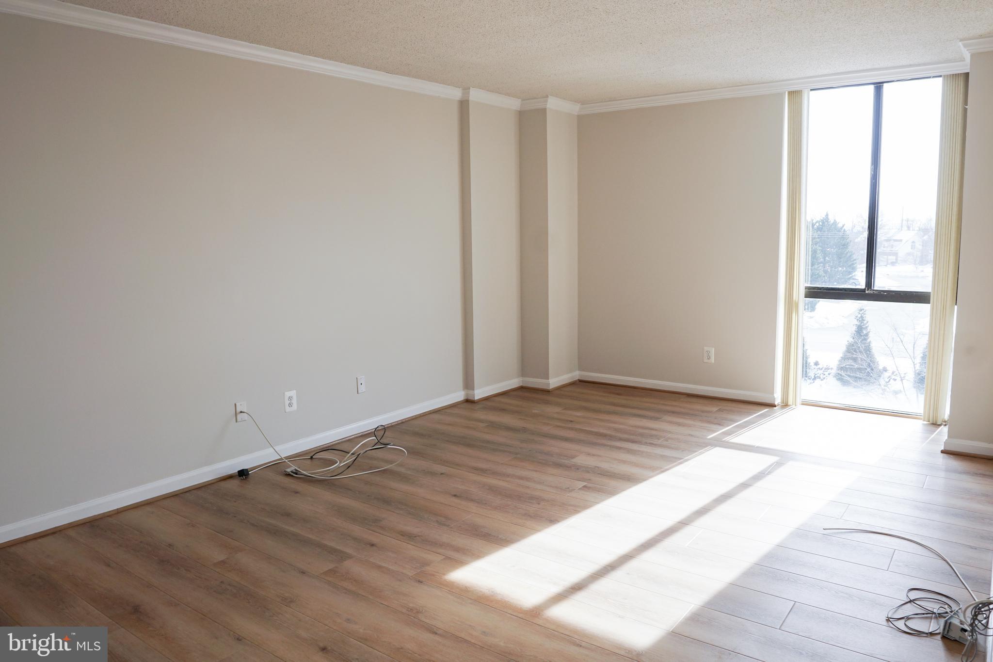 2300 PIMMIT DRIVE 815