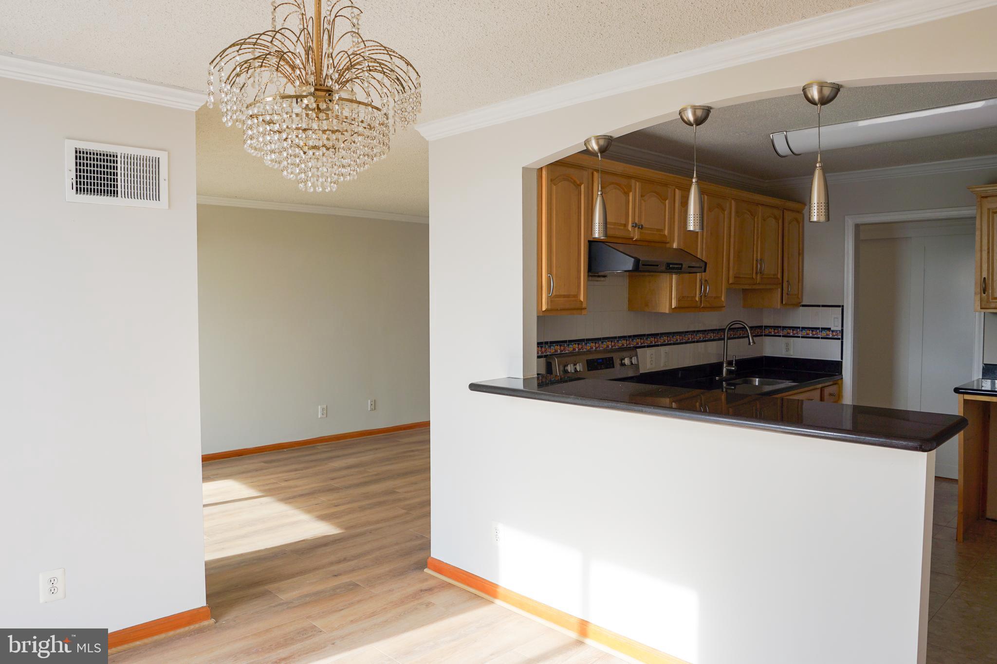 2300 PIMMIT DRIVE 815