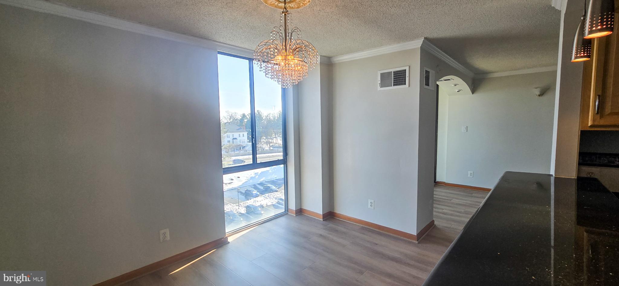 2300 PIMMIT DRIVE 815