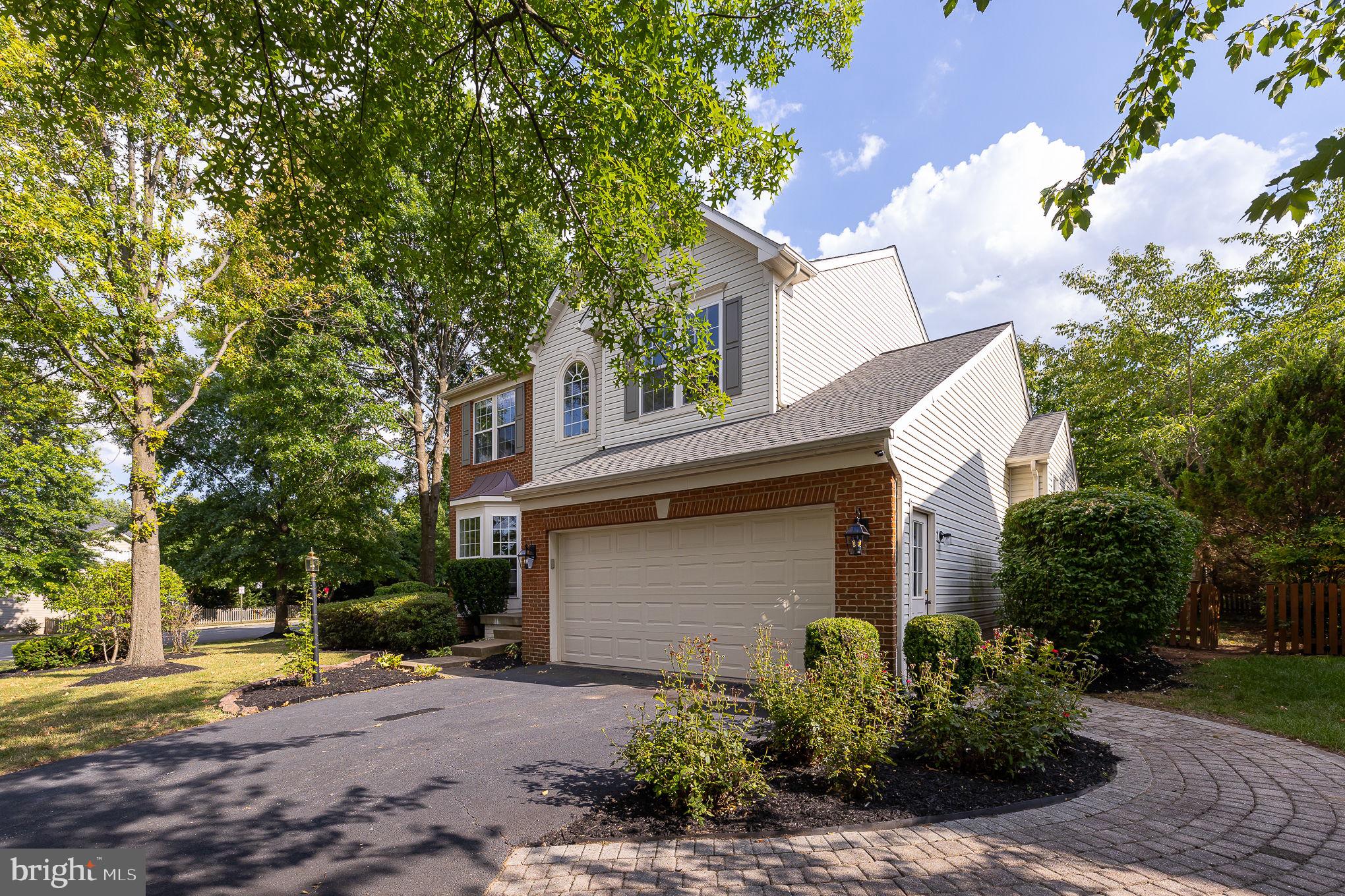 201 Jennings Ct SE