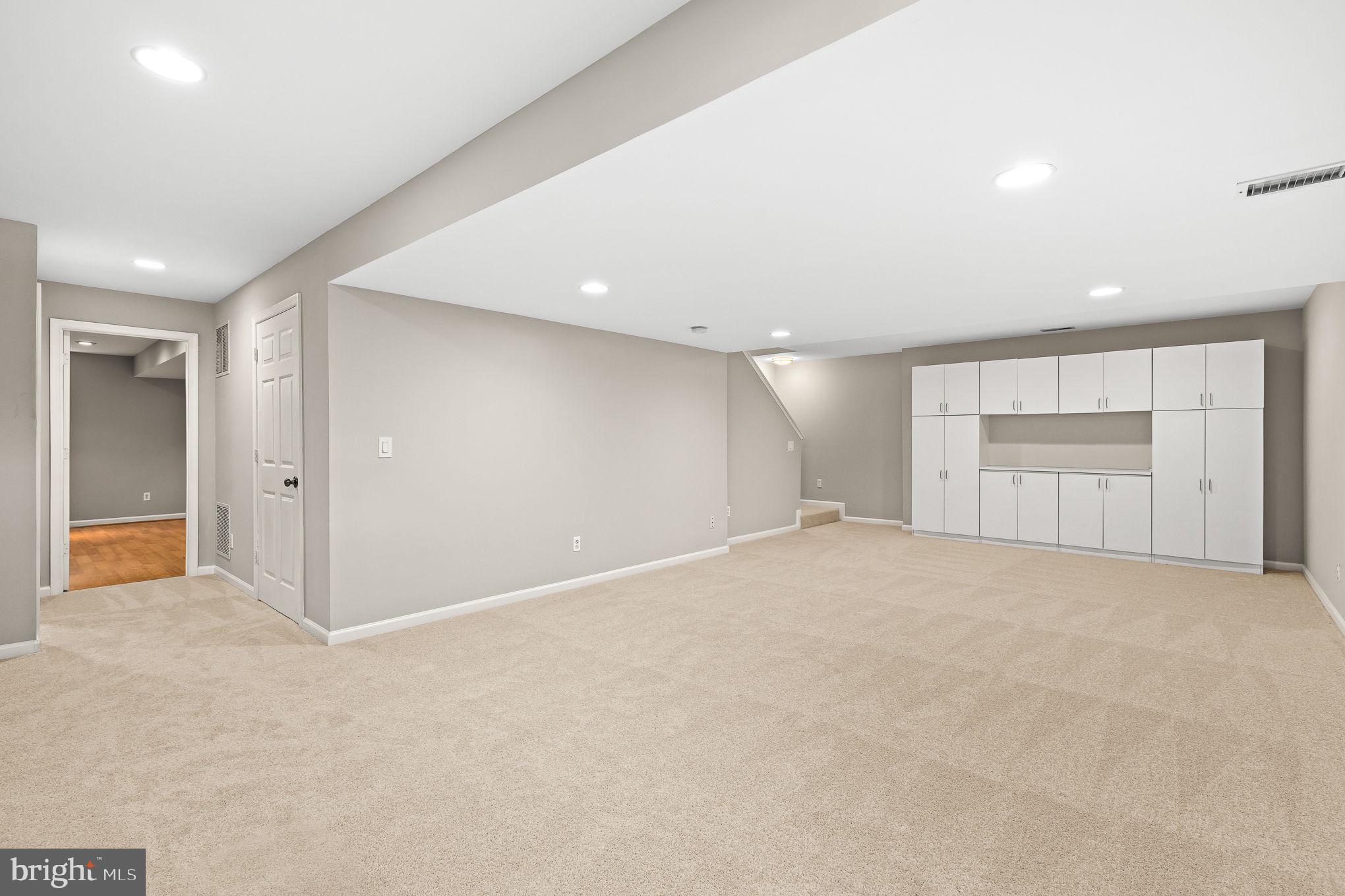 201 Jennings Ct SE