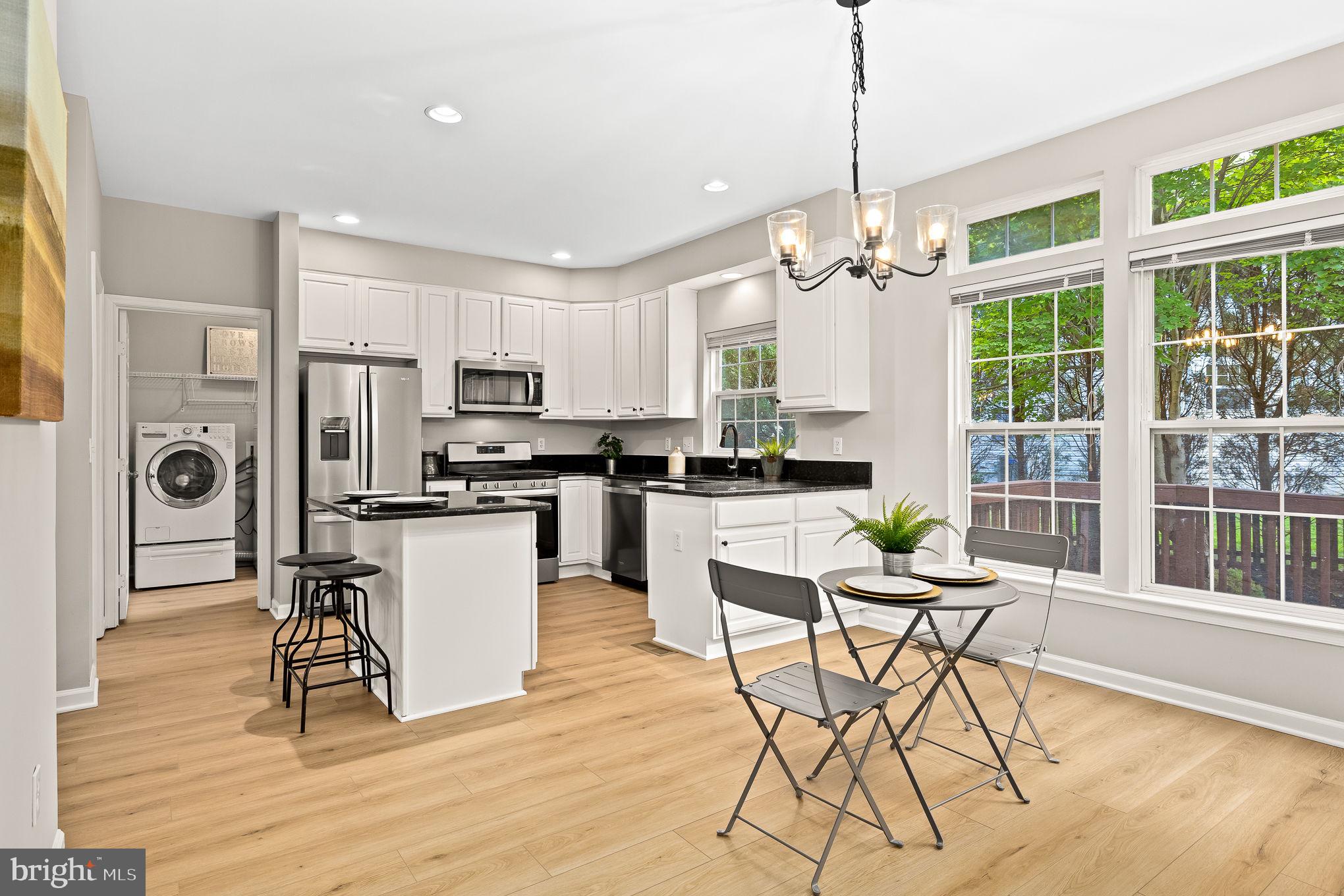 201 Jennings Ct SE
