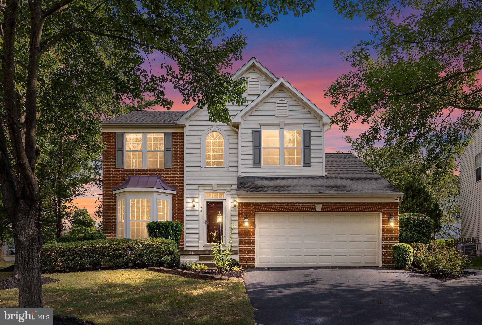 201 Jennings Ct SE