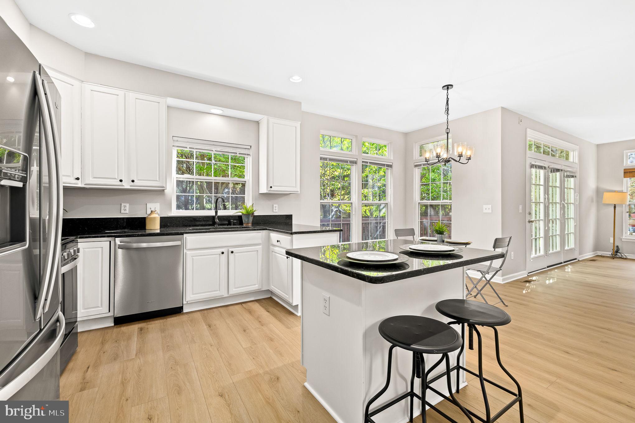 201 Jennings Ct SE