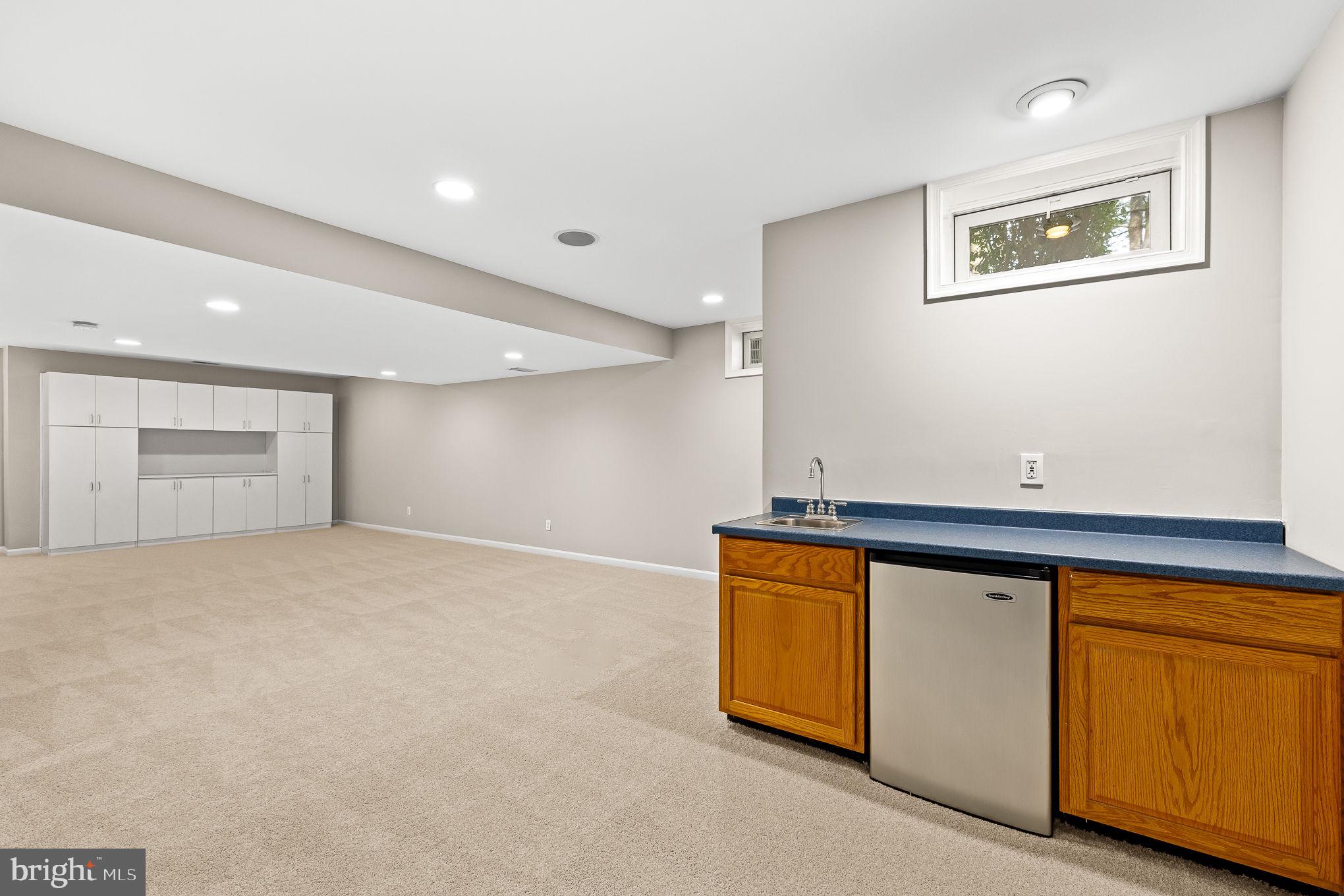 201 Jennings Ct SE