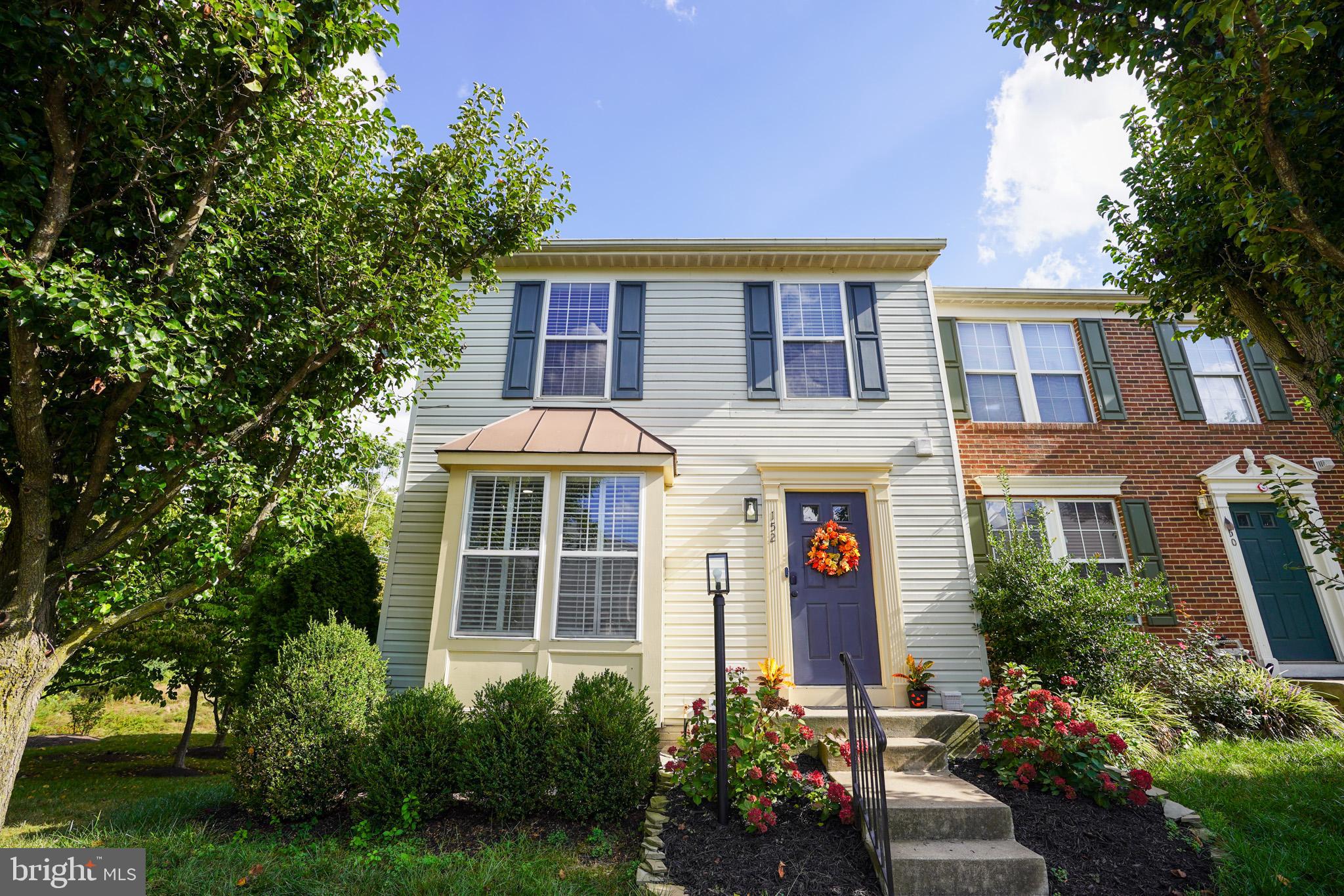 152 Shirley Sq SE