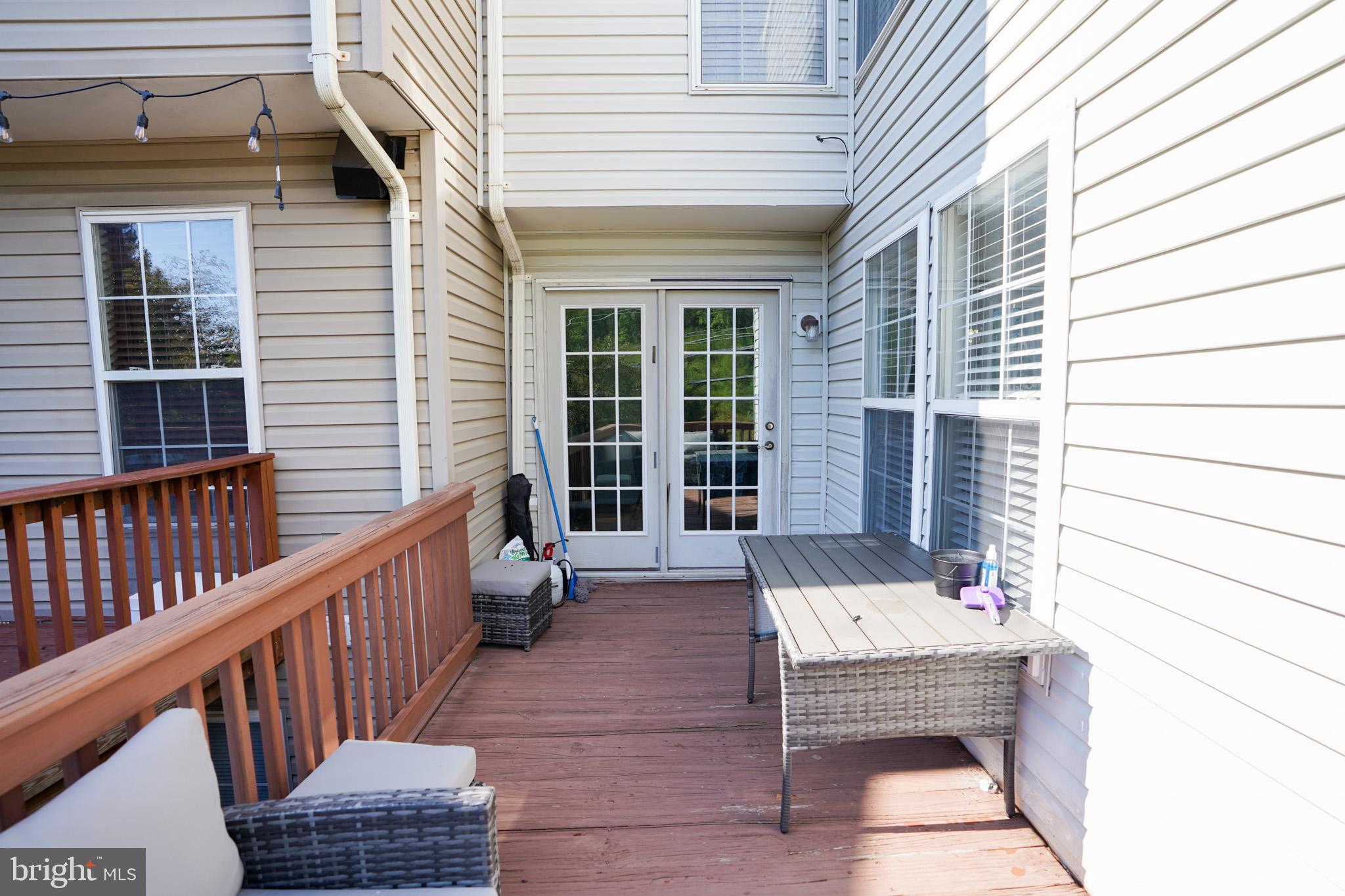 152 Shirley Sq SE
