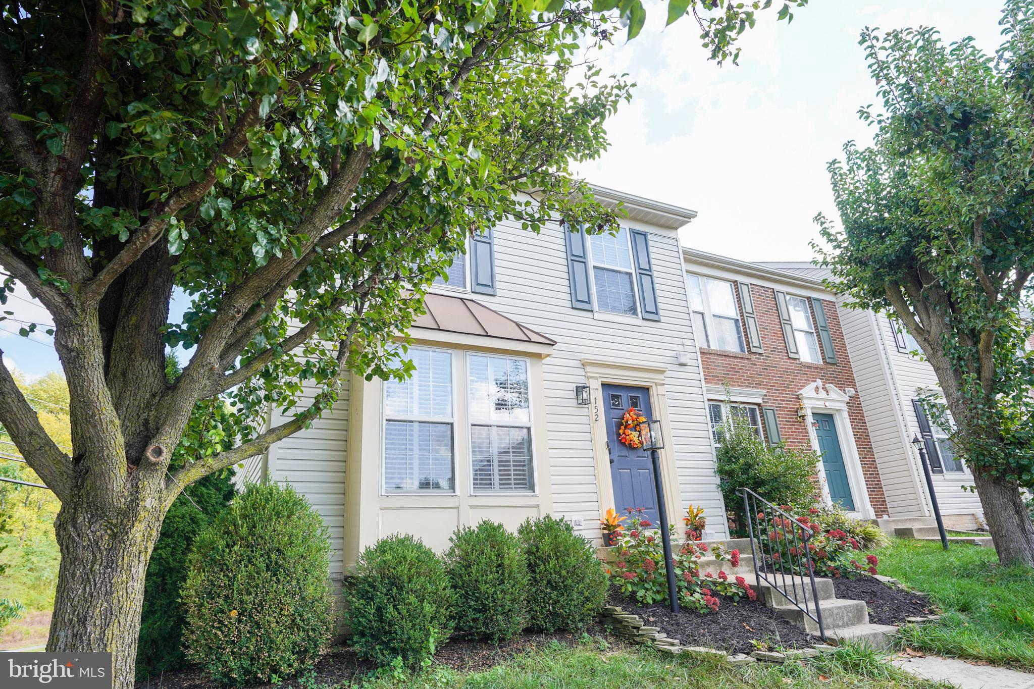 152 Shirley Sq SE