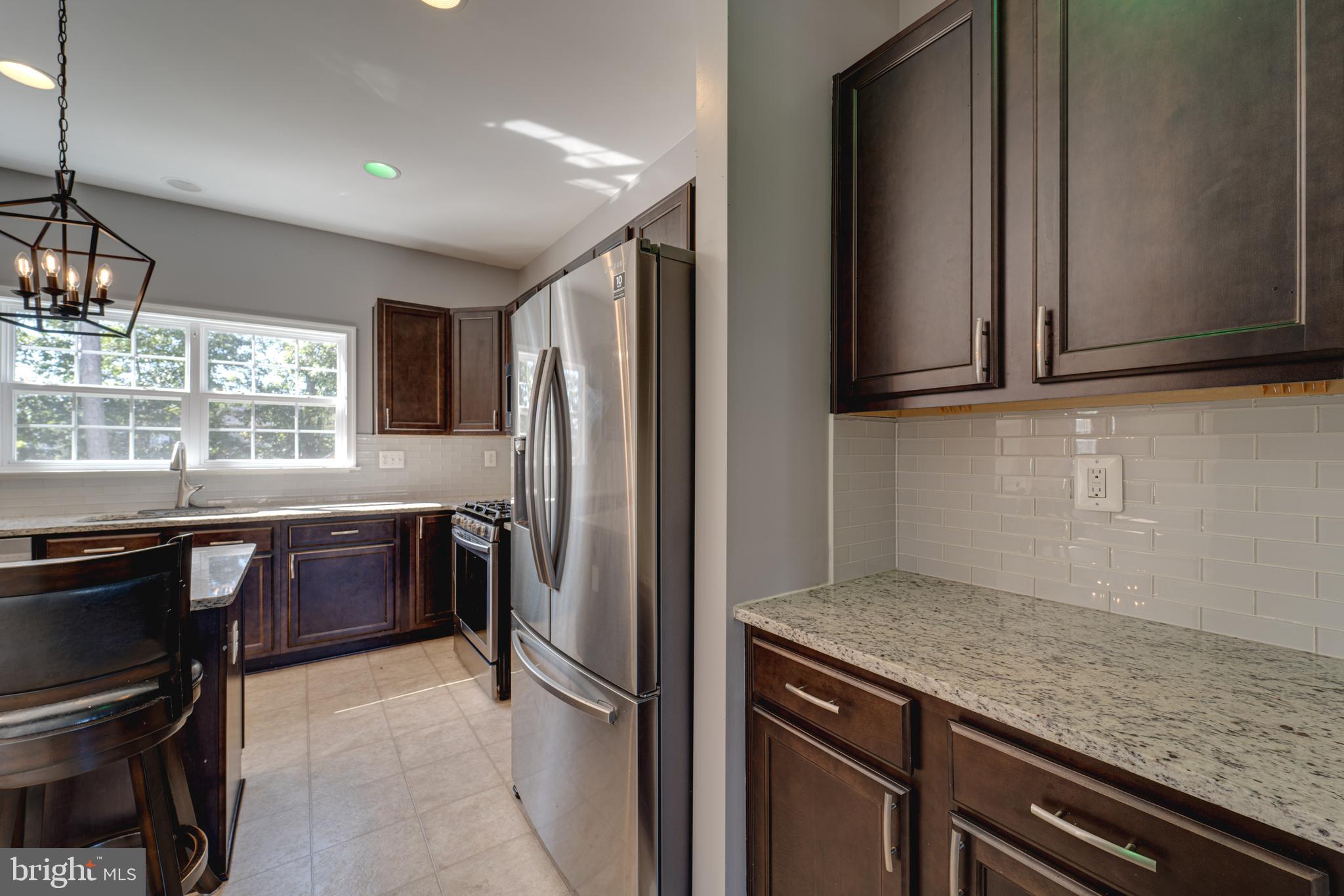 2076 Mourning Dove Dr