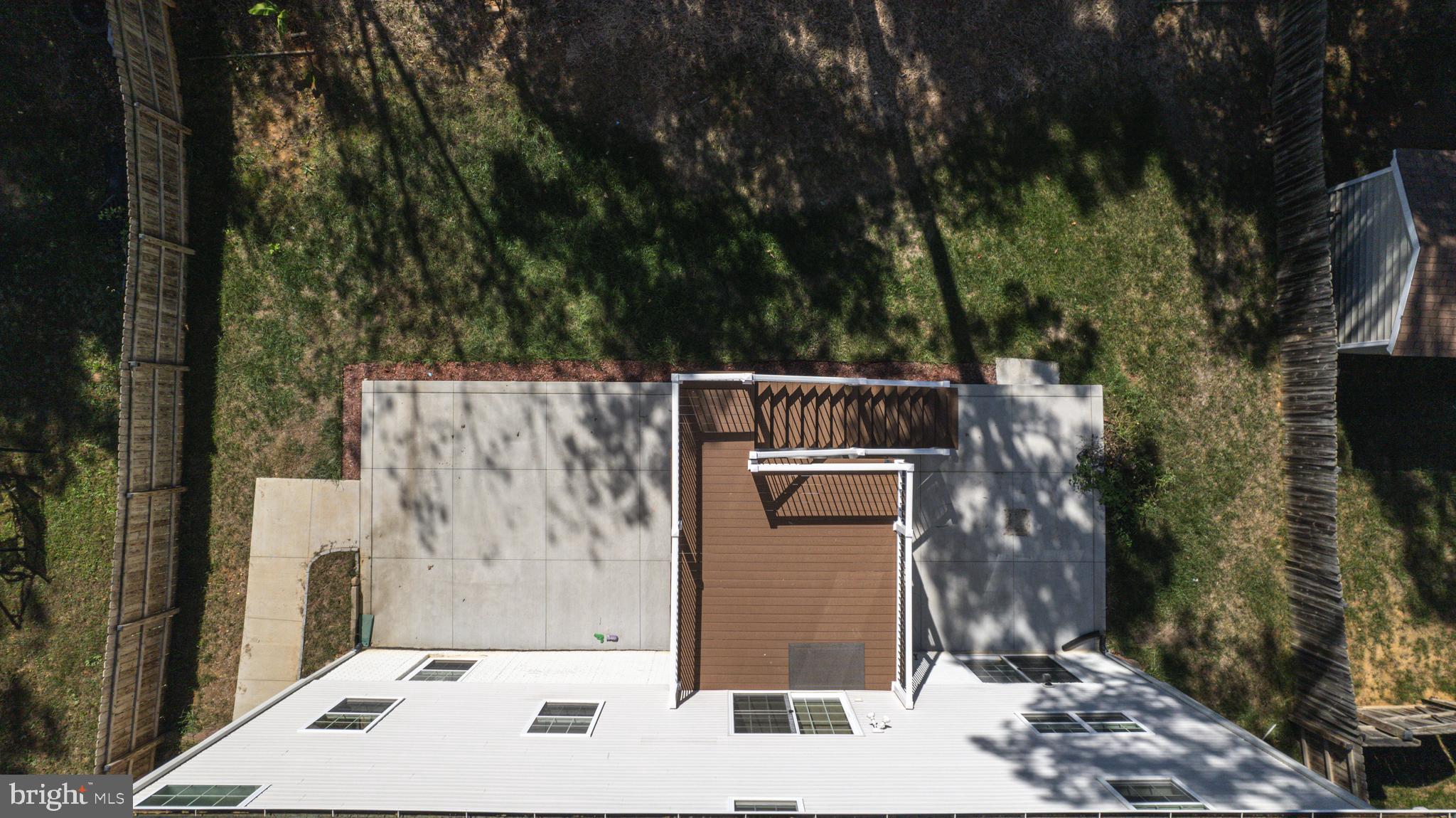 2076 Mourning Dove Dr