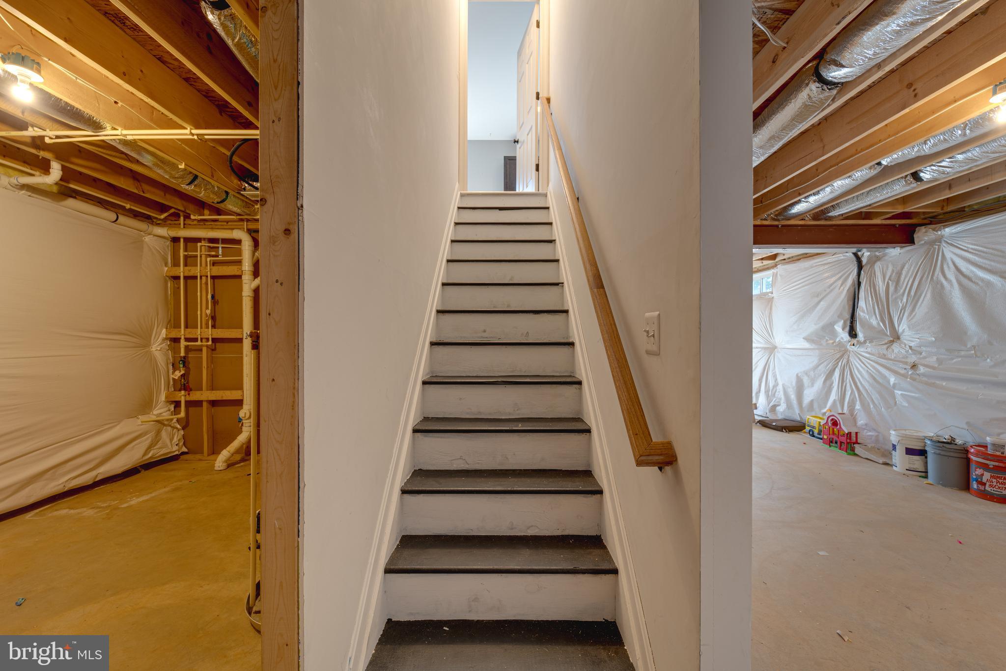 2076 Mourning Dove Dr