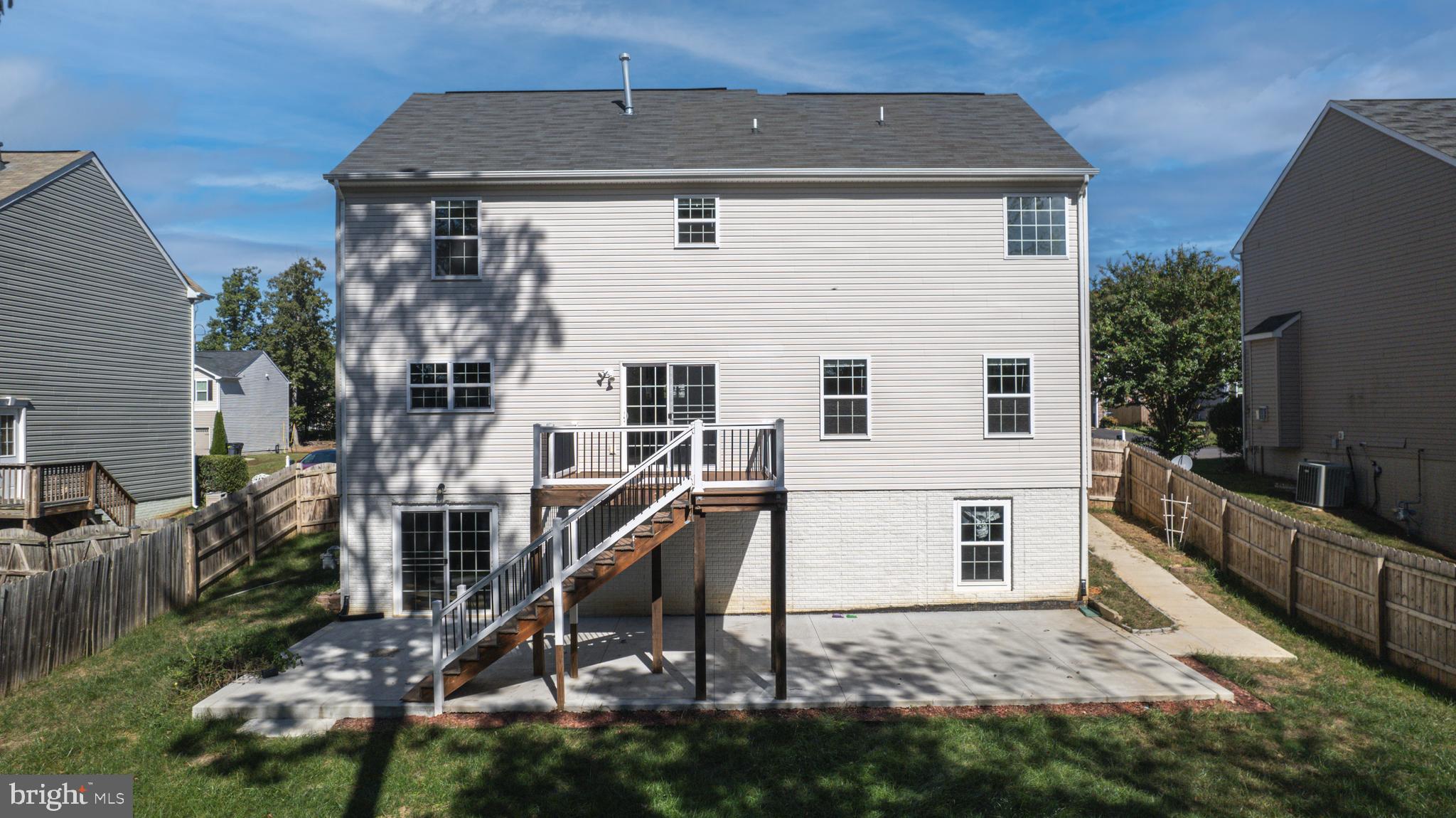 2076 Mourning Dove Dr