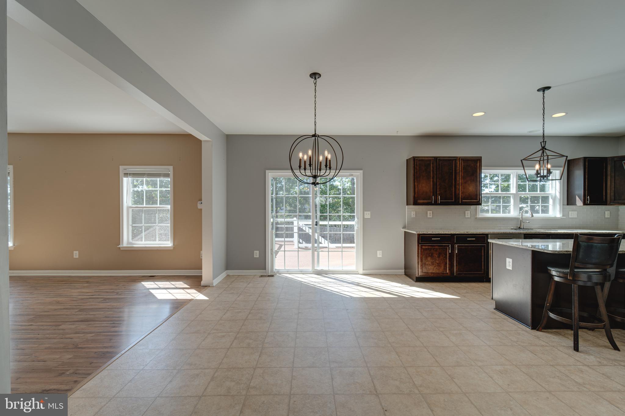 2076 Mourning Dove Dr