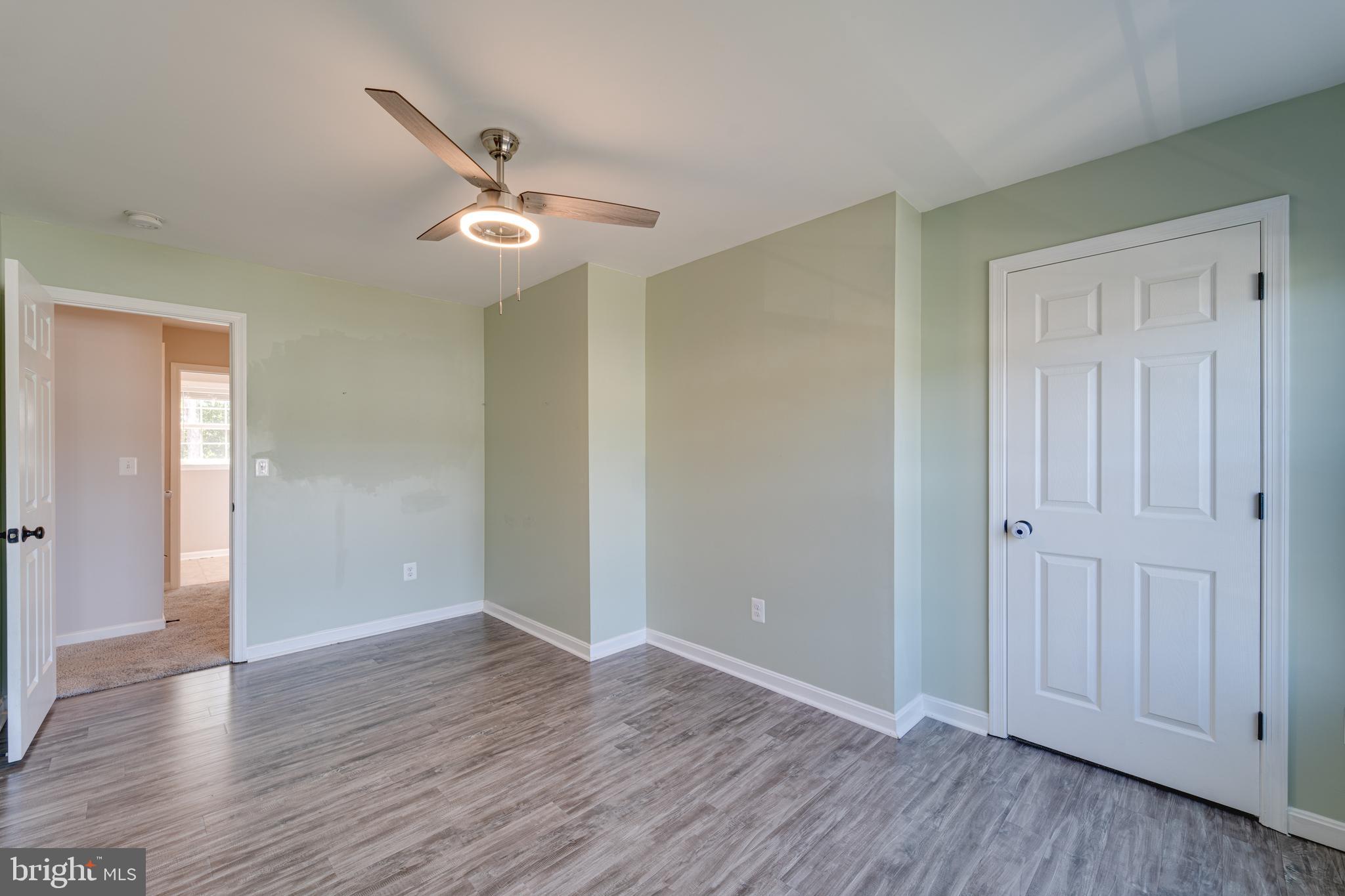 2076 Mourning Dove Dr