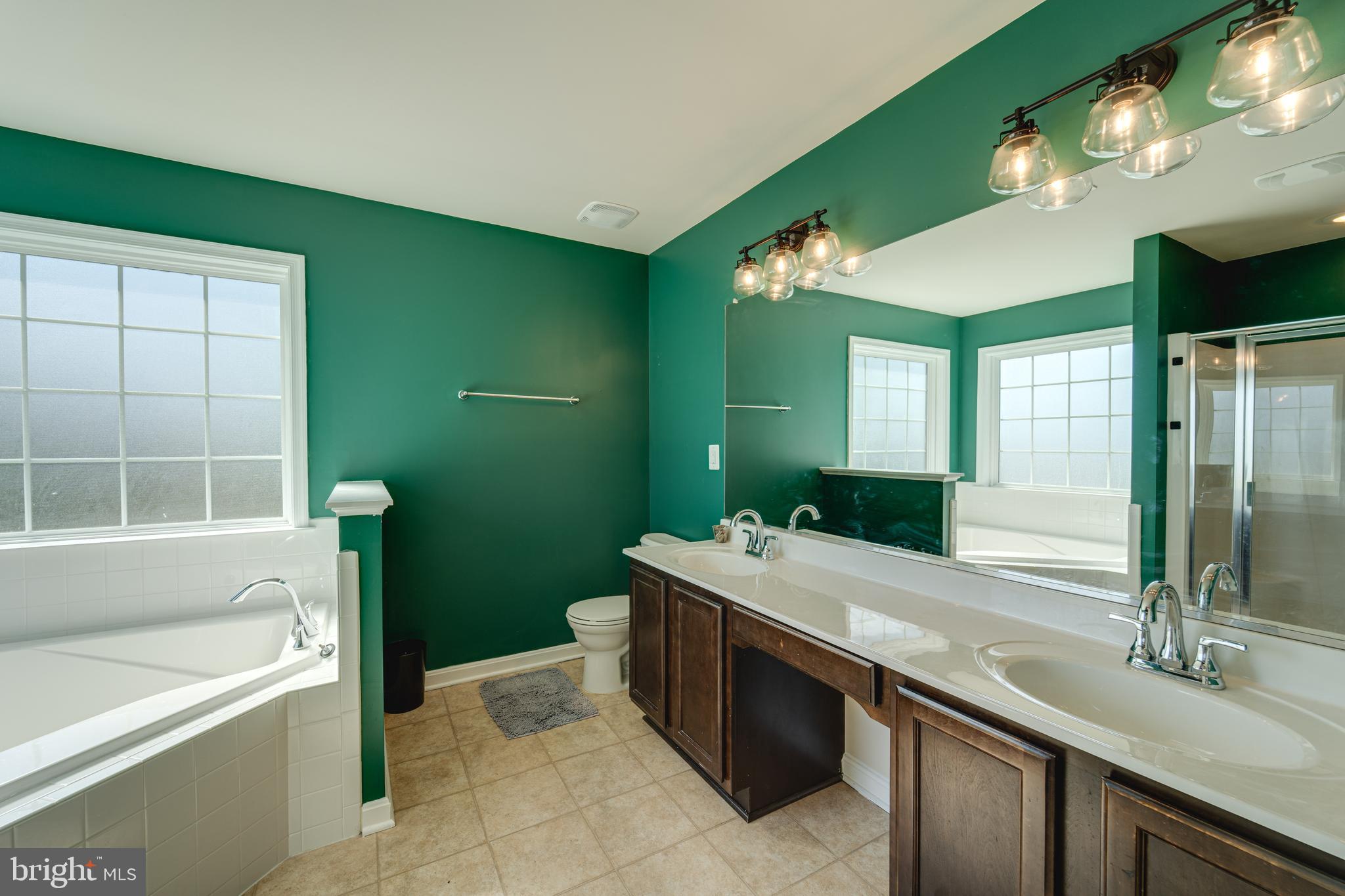 2076 Mourning Dove Dr