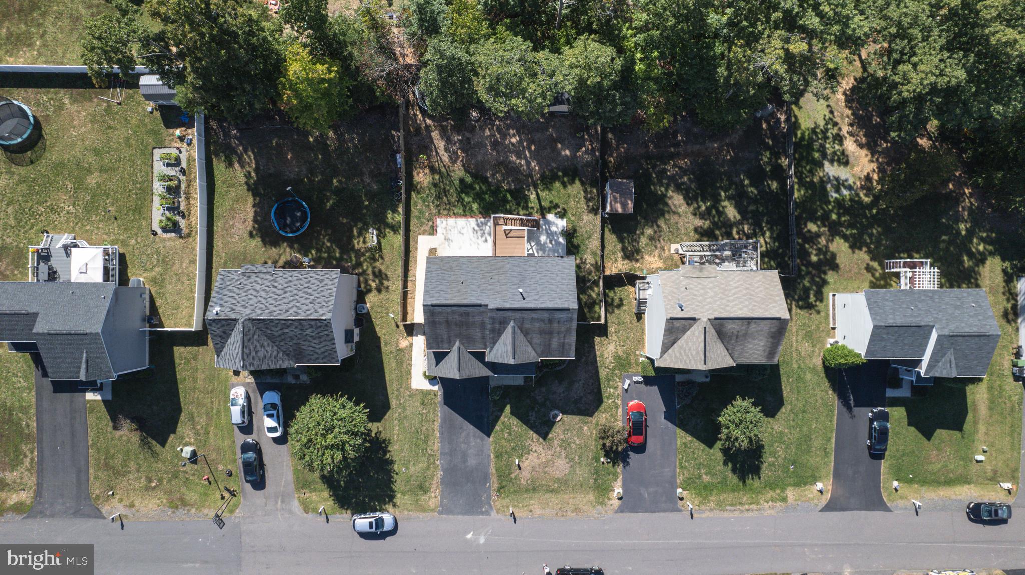 2076 Mourning Dove Dr