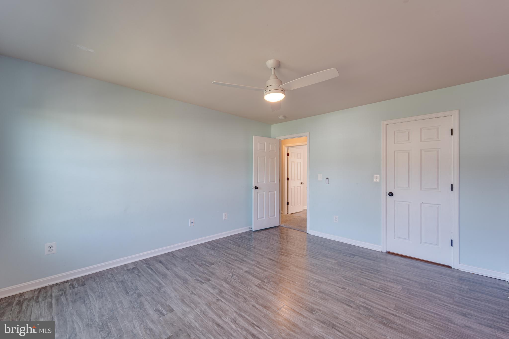 2076 Mourning Dove Dr