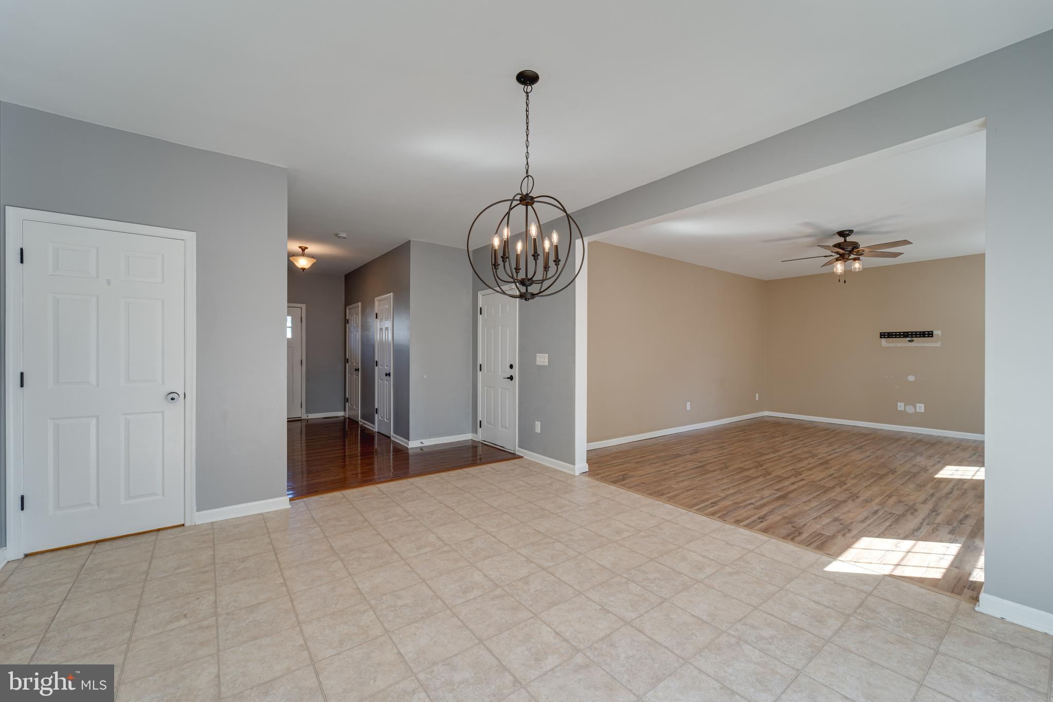 2076 Mourning Dove Dr