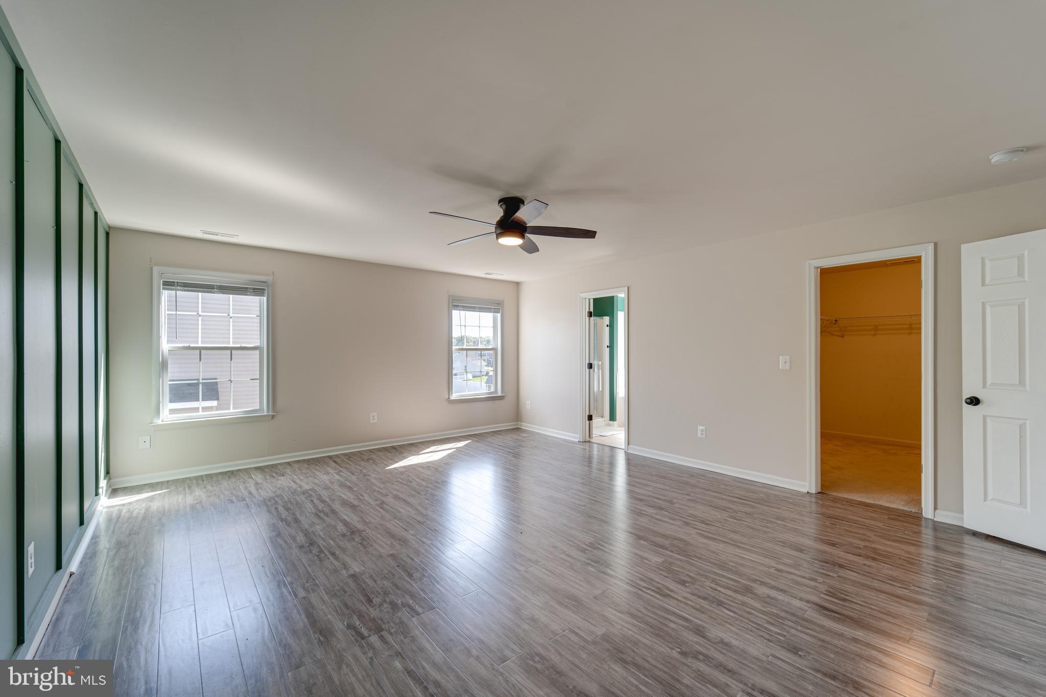 2076 Mourning Dove Dr