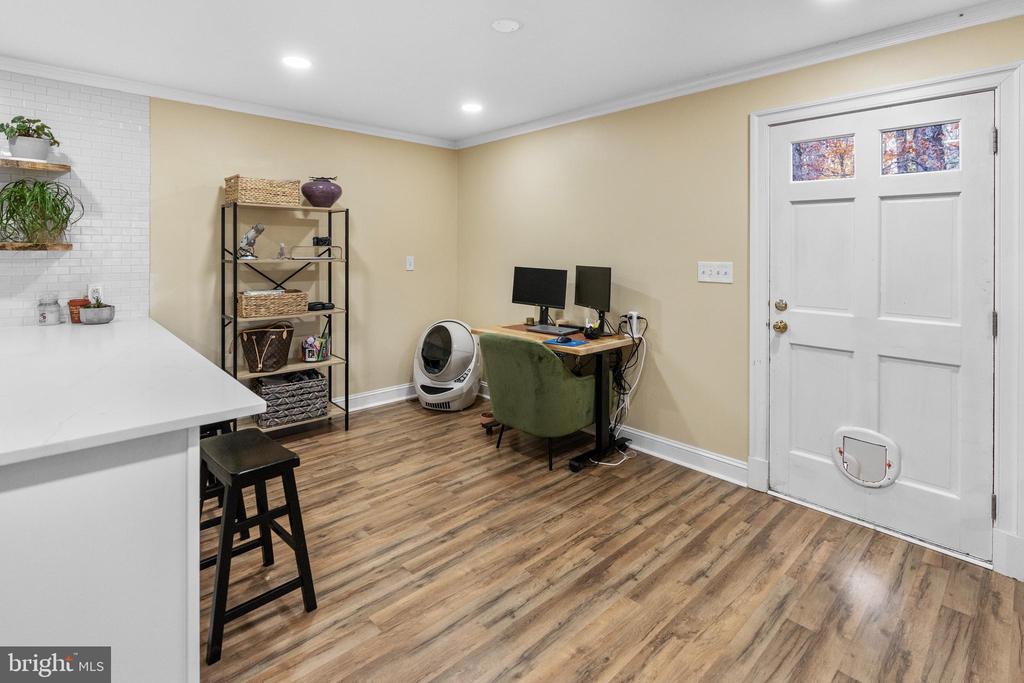 10114 Fairview Rd