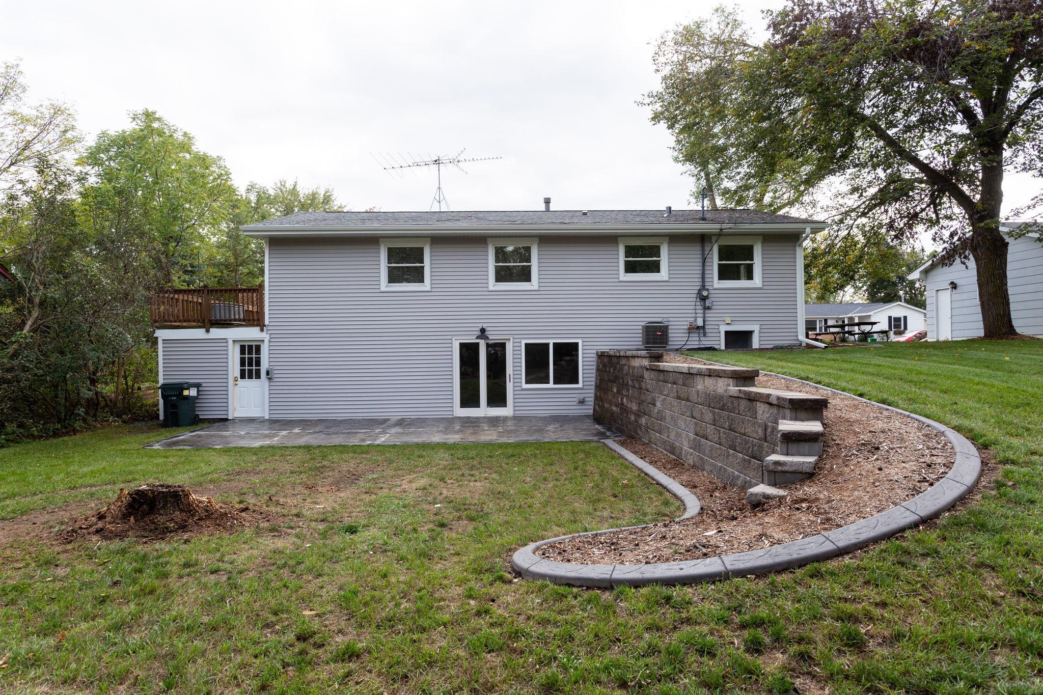 1115 Saint Croix Street N