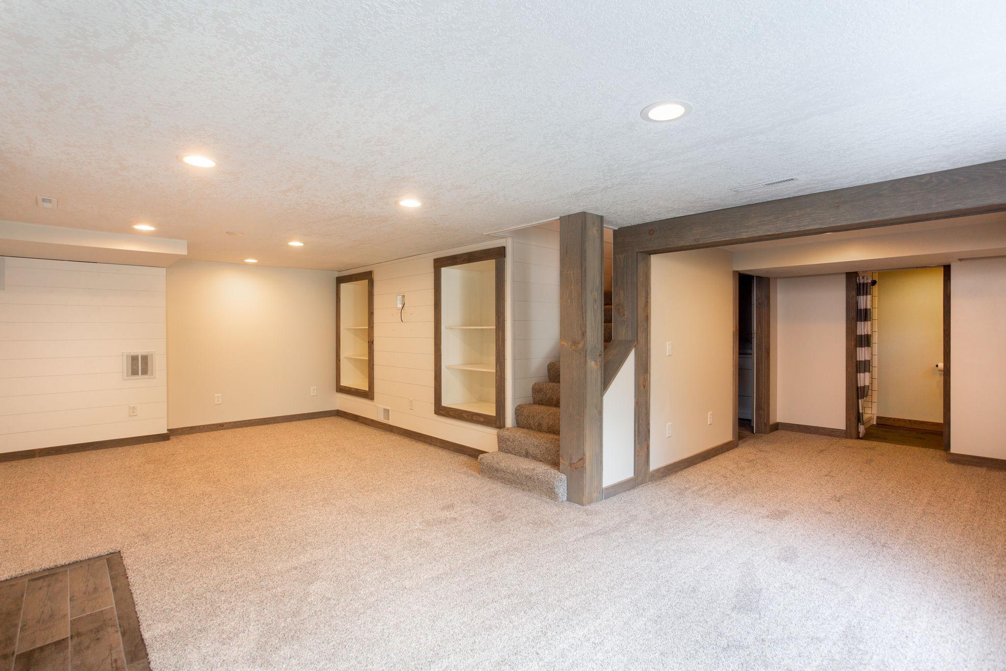 1115 Saint Croix Street N