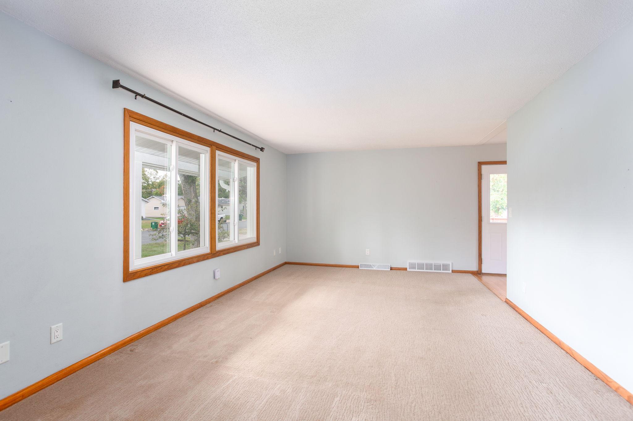 1115 Saint Croix Street N