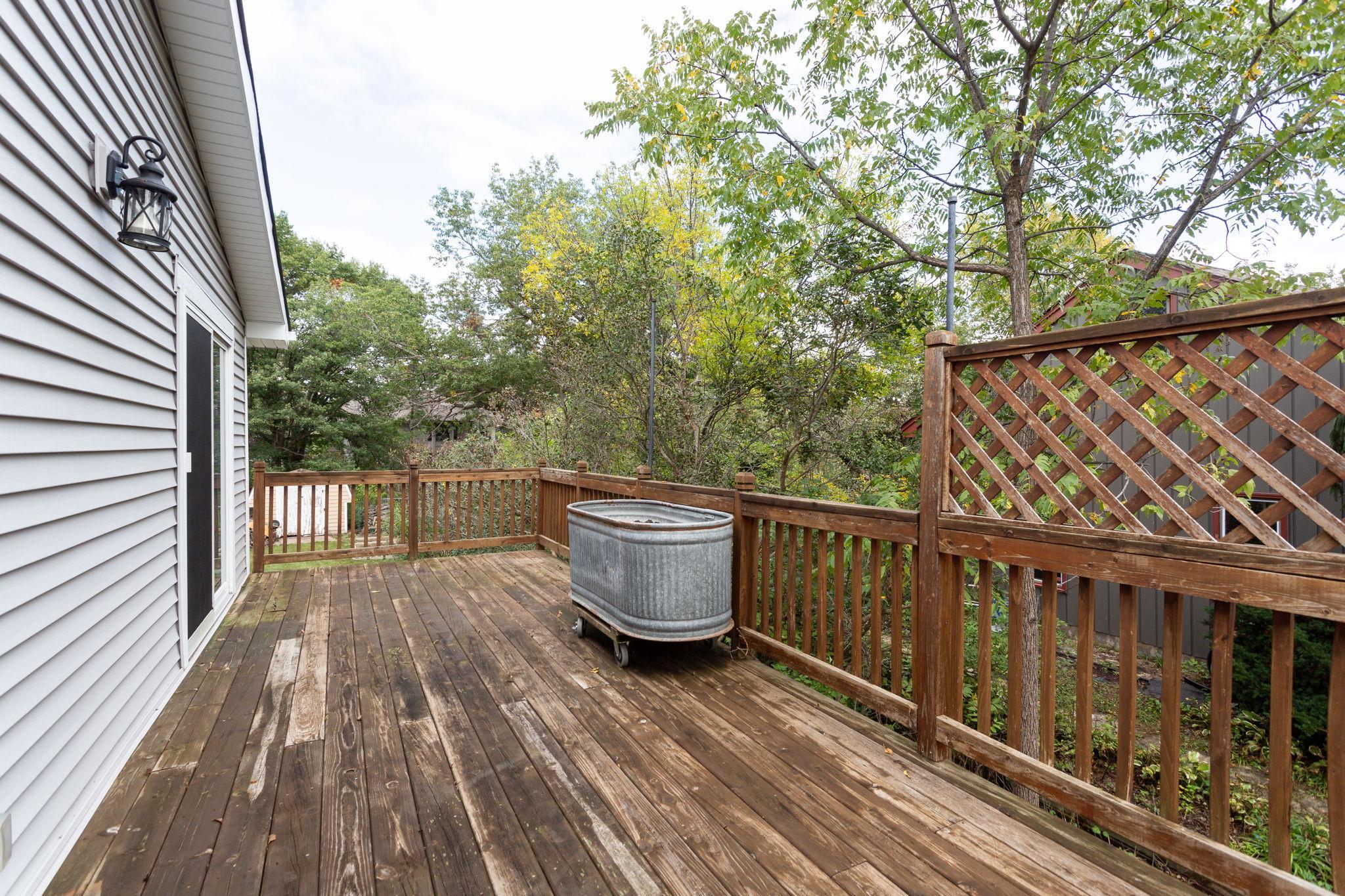 1115 Saint Croix Street N