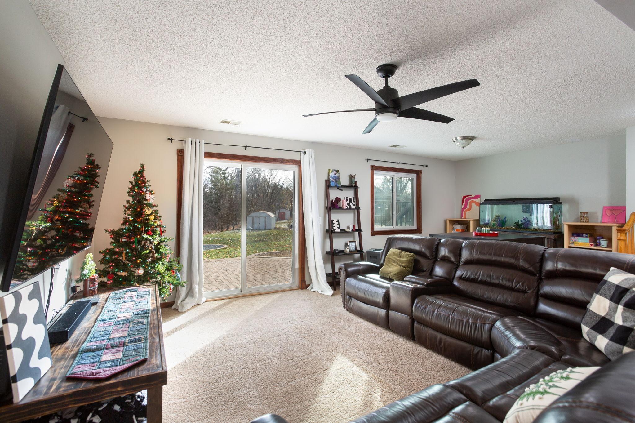 1811 Park Ridge Circle