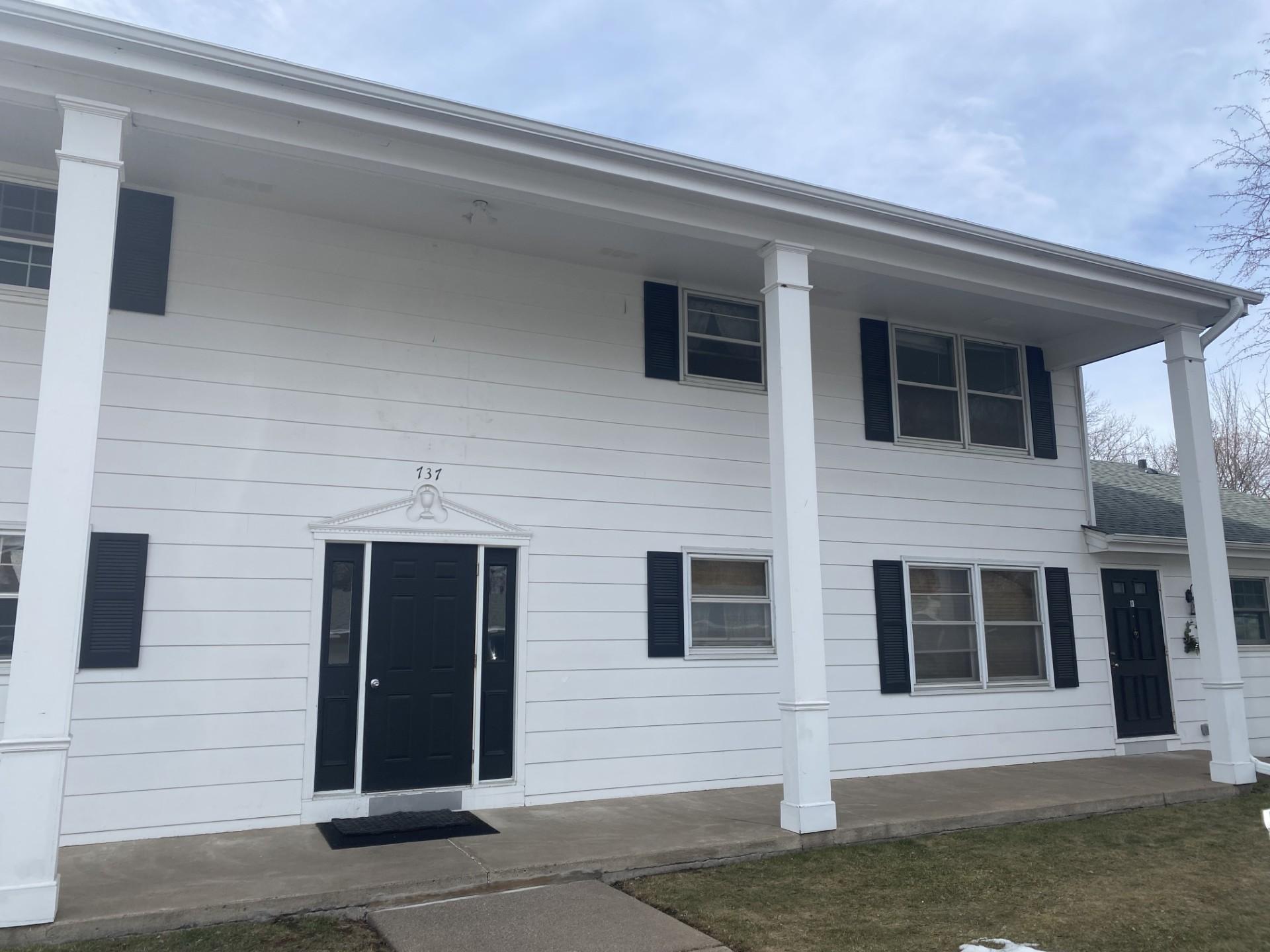 737 11th Street S Unit: 12