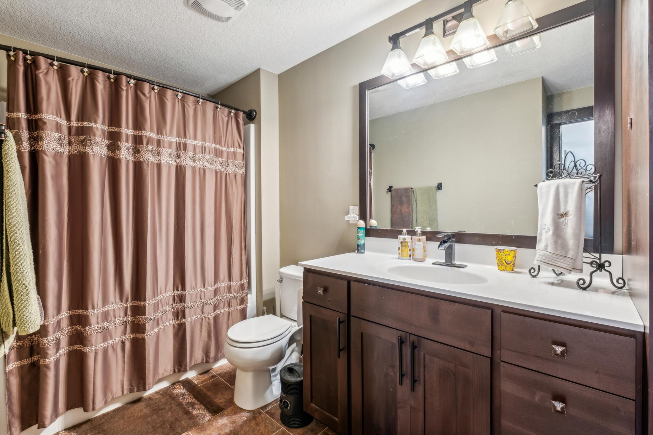 210 Glenmeadow Street